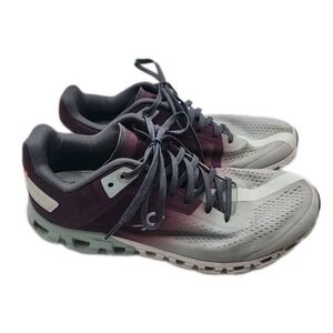On Cloudflow Running Shoes Womens Size 8 Gray Maroon Athletic Lace Up Sneakers